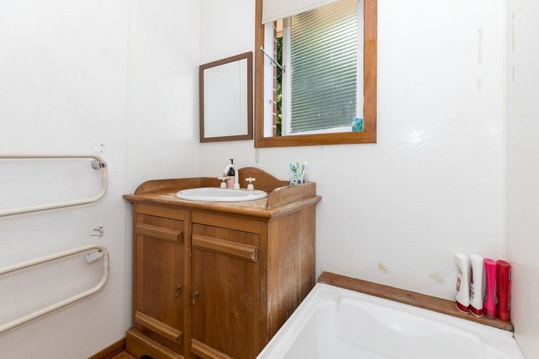 Photo of property in 34 Station Street, Tirau, 3410