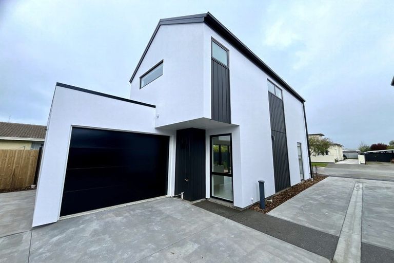 Photo of property in 1/51 Laurence Street, Waltham, Christchurch, 8011