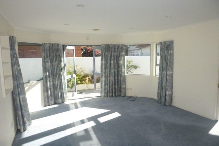 Photo of property in 59a Hautana Street, Woburn, Lower Hutt, 5010