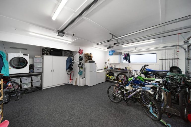 Photo of property in 54 John Gill Road, Shelly Park, Auckland, 2014