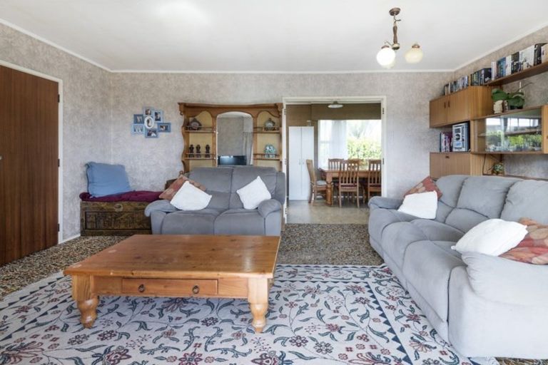 Photo of property in 23 Clovelly Road, Bucklands Beach, Auckland, 2012