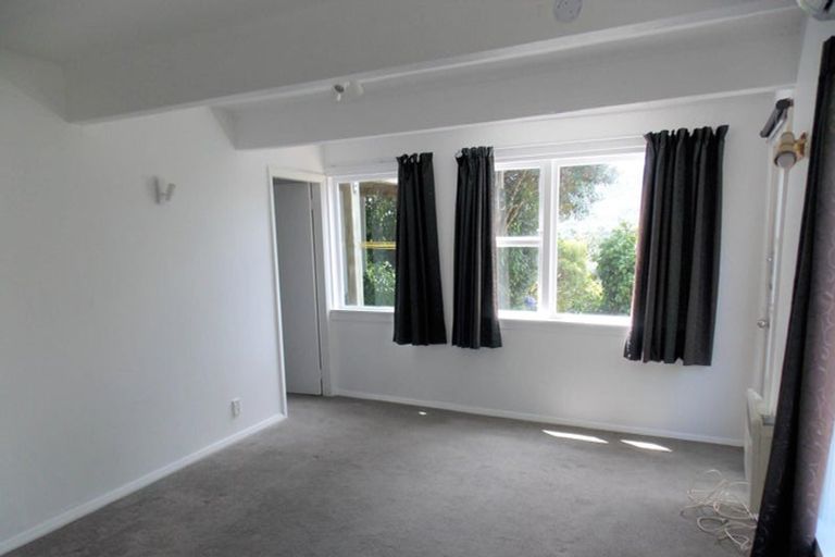 Photo of property in 119 Wadestown Road, Wadestown, Wellington, 6012
