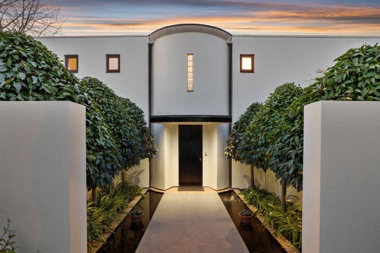 Photo of property in 15 Rhodes Street, Merivale, Christchurch, 8014