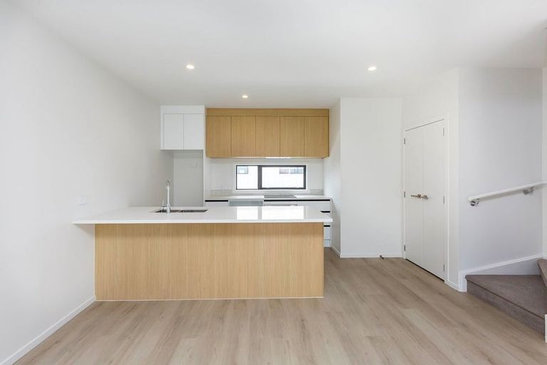 Photo of property in 12/1 Myrtle Street, Hutt Central, Lower Hutt, 5010