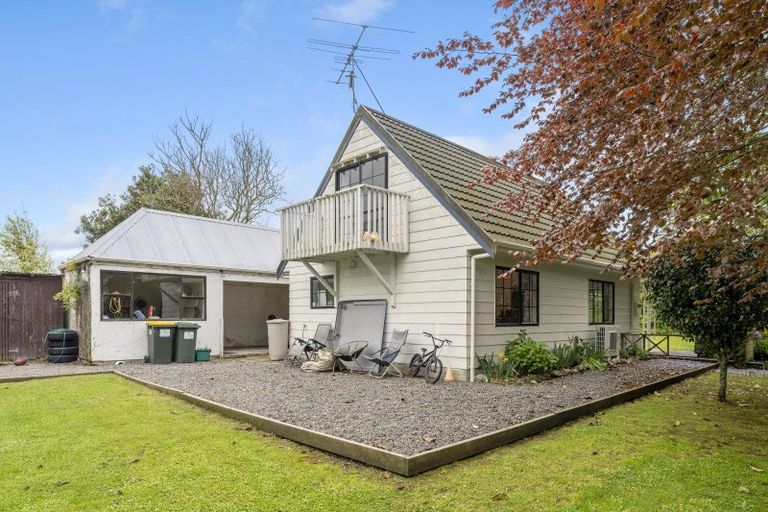 Photo of property in 62 Freemans Road, Otaki, 5512