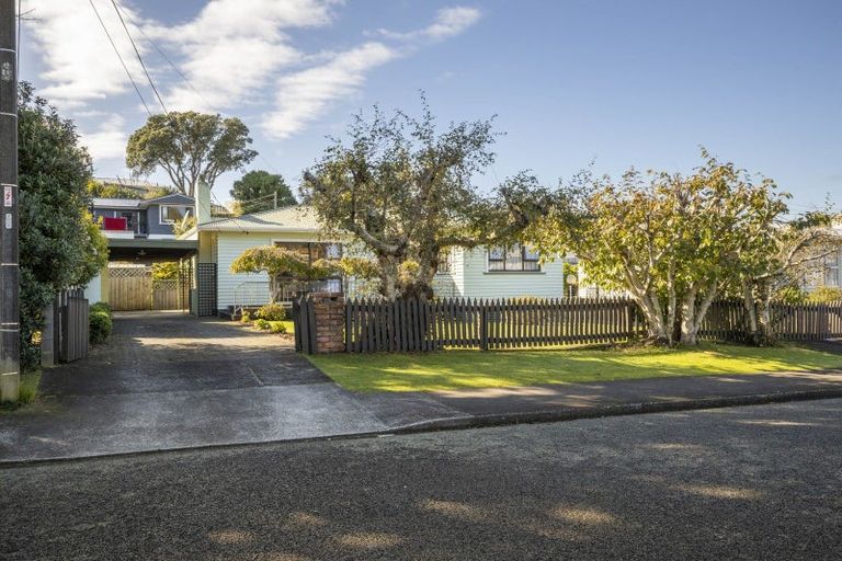 Photo of property in 85 Bayly Road, Blagdon, New Plymouth, 4310