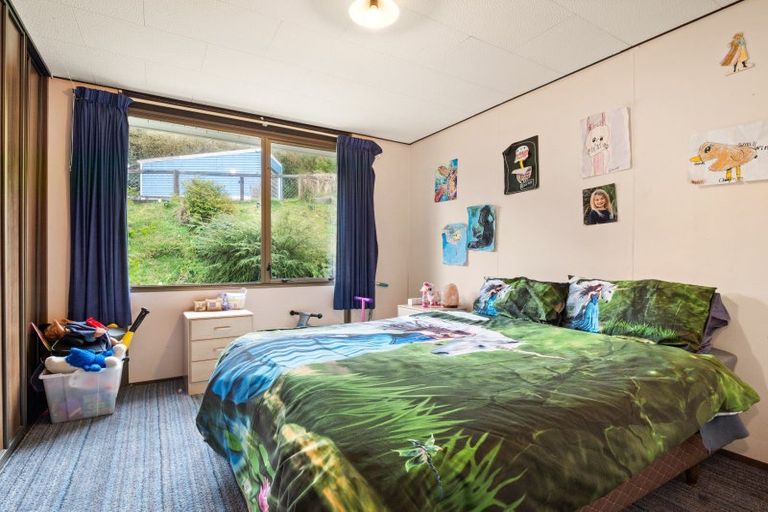 Photo of property in 8 Morepork Lane, Waipori Falls, Outram, 9073