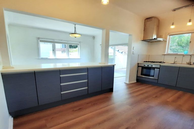 Photo of property in 32 Claude Road, Hillpark, Auckland, 2102