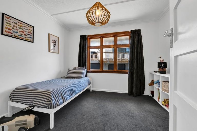 Photo of property in 48 Karina Road, Merrilands, New Plymouth, 4312