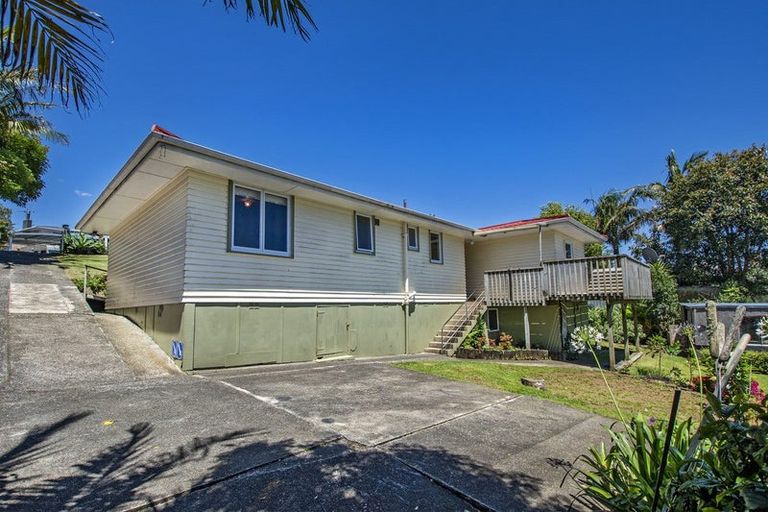 Photo of property in 63 Ogle Crescent, Te Kamo, Whangarei, 0112