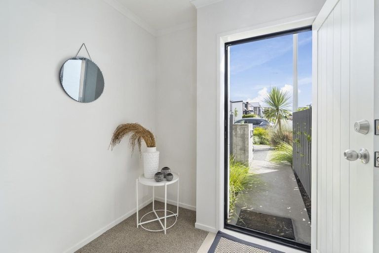 Photo of property in 9 Onekiritea Road, Hobsonville, Auckland, 0616