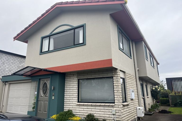 Photo of property in 4/30 Whiteley Street, Moturoa, New Plymouth, 4310