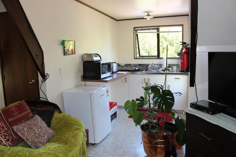 Photo of property in 8 Leith Crescent, Greymouth, 7805