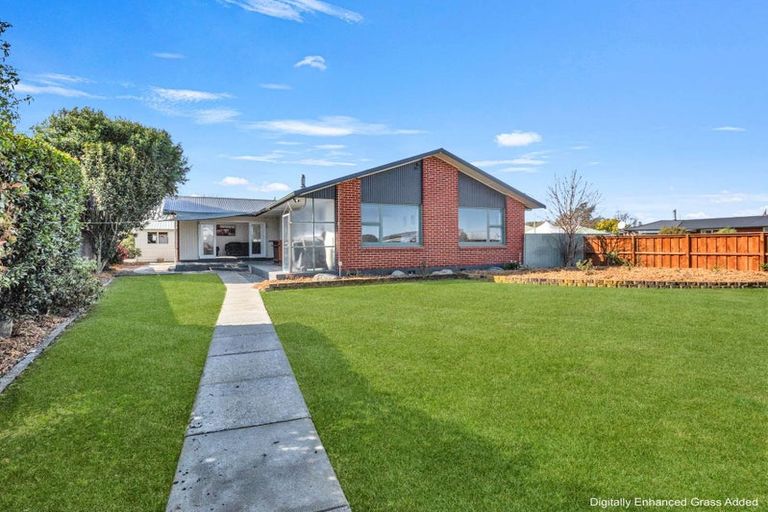 Photo of property in 35 Johnstone Street, Tinwald, Ashburton, 7700