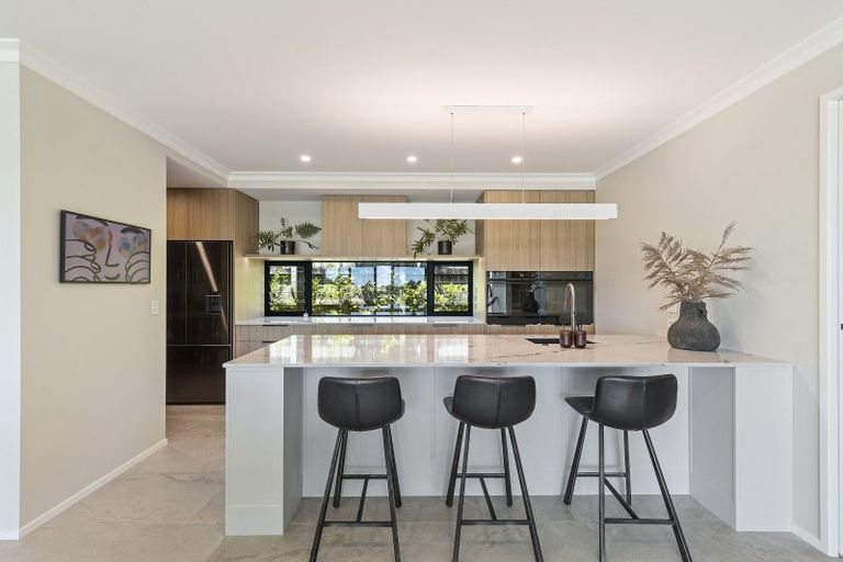 Photo of property in 51 Fernbrook Drive, Hurworth, New Plymouth, 4310