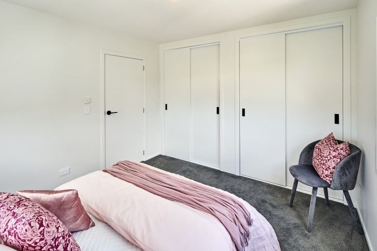 Photo of property in 2/892 High Street, Avalon, Lower Hutt, 5011