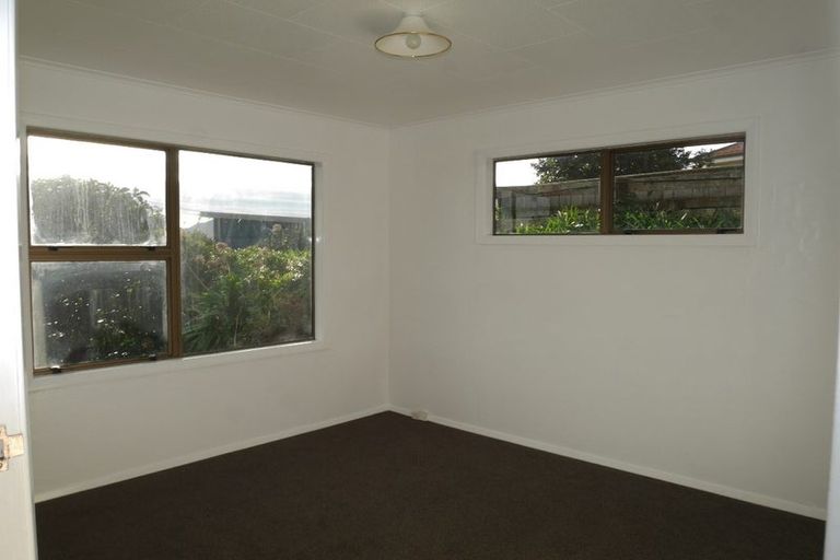 Photo of property in 122 Matai Road, Raumati South, Paraparaumu, 5032