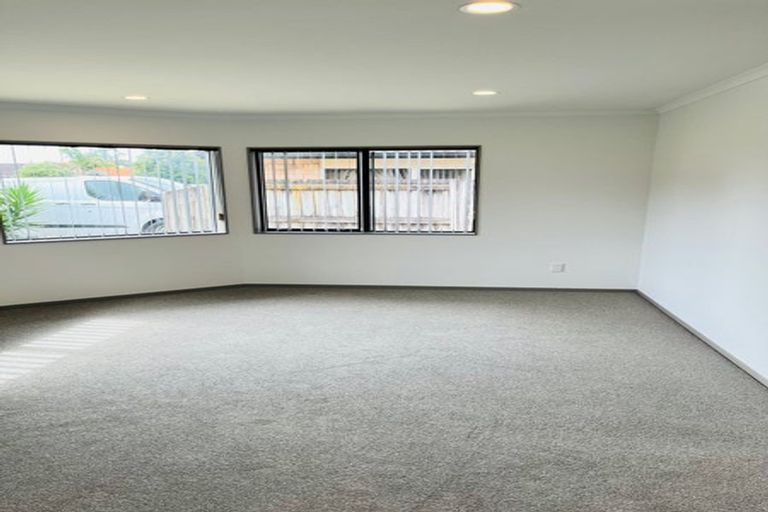 Photo of property in 25 Grabella Place, Papamoa Beach, Papamoa, 3118