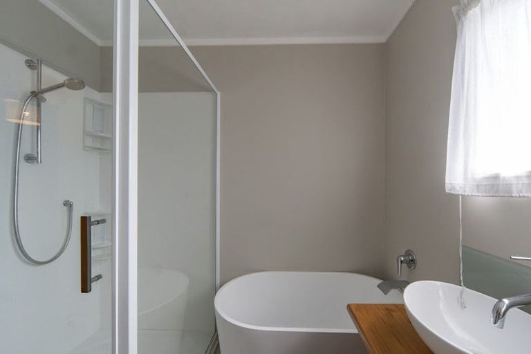 Photo of property in 65 Nevada Road, Silverdale, Hamilton, 3216