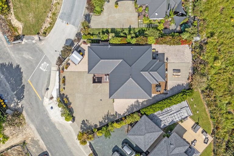 Photo of property in 2 Kahu Close, Kaiteriteri, Motueka, 7197