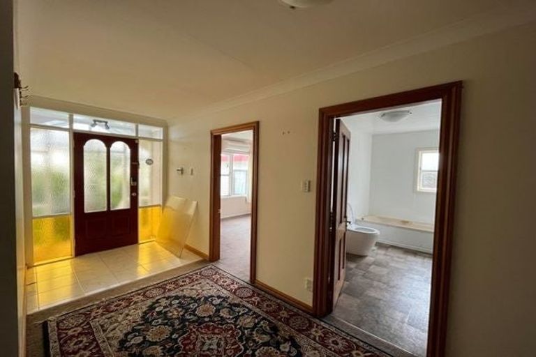 Photo of property in 59 Donald Street, Karori, Wellington, 6012