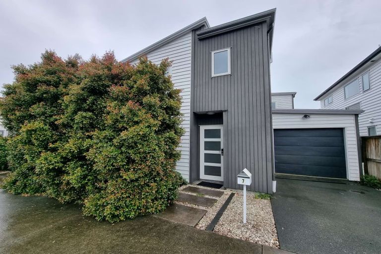 Photo of property in 7 Silvereye Road, Hobsonville, Auckland, 0616