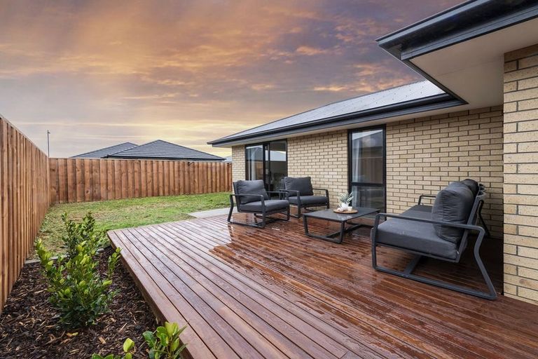 Photo of property in 11 Nepia Lane, Rolleston, 7615