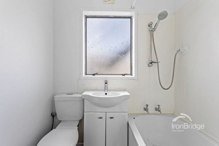 Photo of property in 7/126 Lynwood Road, New Lynn, Auckland, 0600