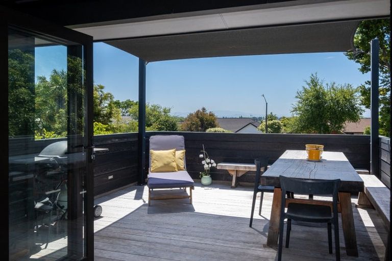 Photo of property in 53 Iona Road, Havelock North, 4130