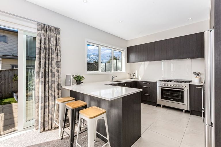Photo of property in 135 Endeavour Drive, Whitby, Porirua, 5024