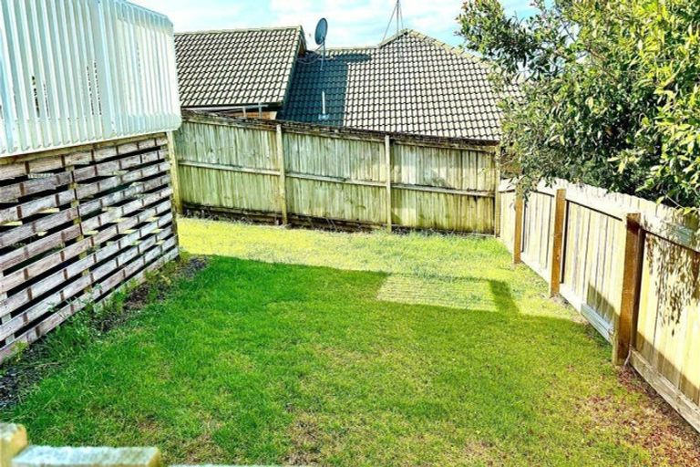 Photo of property in 33 Blue Heron Rise, Stanmore Bay, Whangaparaoa, 0932