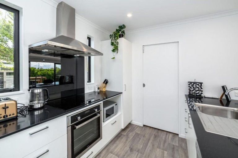 Photo of property in 4 Tuscan Lane, Martinborough, 5711