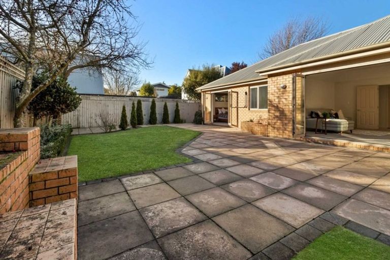 Photo of property in 152 Ilam Road, Ilam, Christchurch, 8041