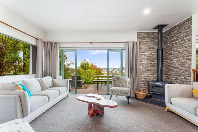 Photo of property in 1/199 Birdwood Road, Massey, Auckland, 0614