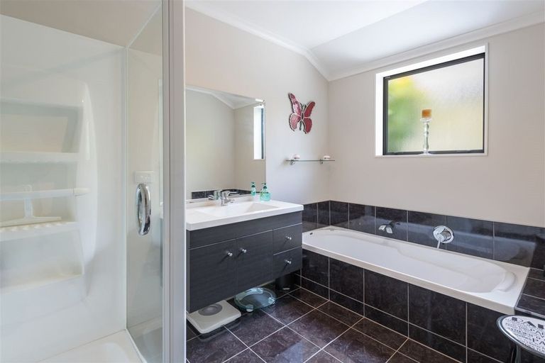 Photo of property in 3 Springlea Heights, Atawhai, Nelson, 7010