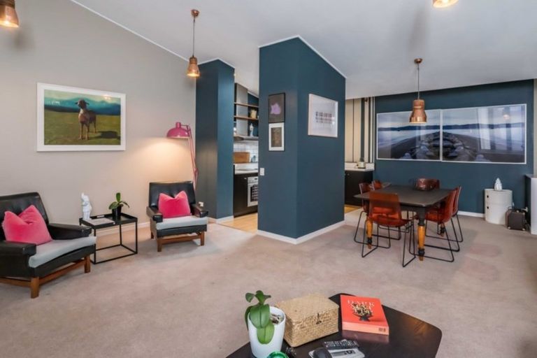 Photo of property in Dixonlane Apartments, 14/7 Feltex Lane, Te Aro, Wellington, 6011