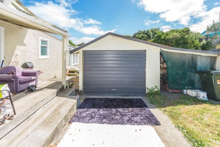 Photo of property in 17 Manuka Street, Castlecliff, Whanganui, 4501