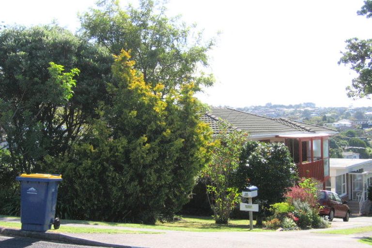 Photo of property in 1/7 Newhaven Terrace, Mairangi Bay, Auckland, 0630