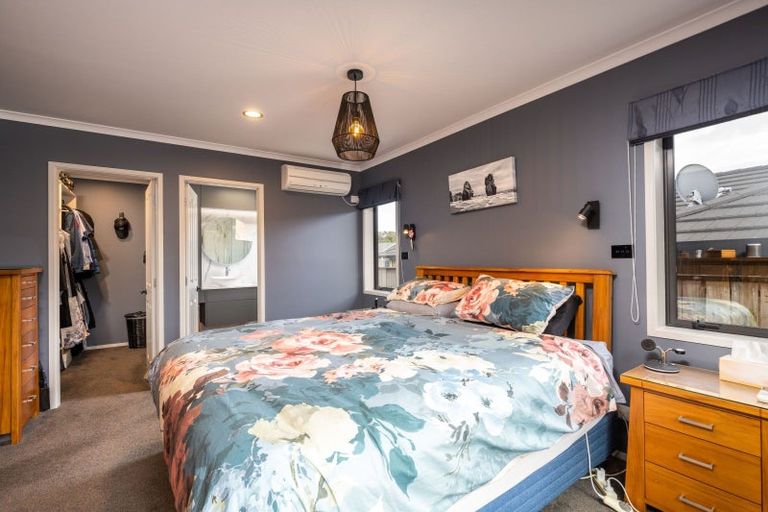 Photo of property in 24 Ainslee Street, Highlands Park, New Plymouth, 4312