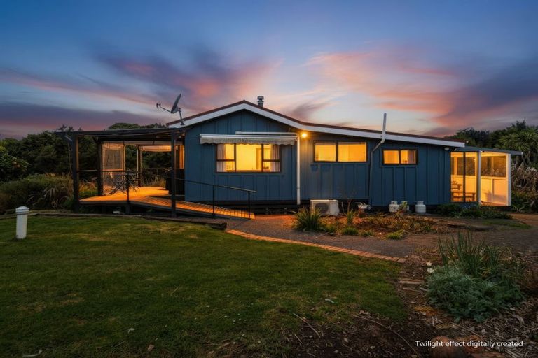 Photo of property in 43 Pahi Road, Paparoa, 0571