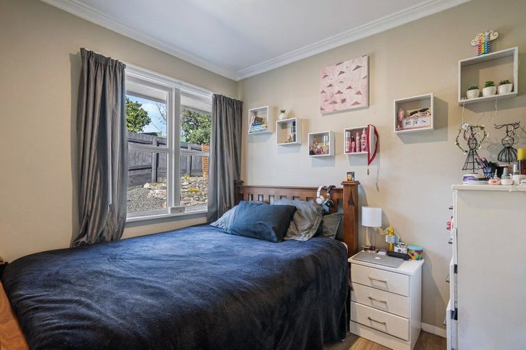 Photo of property in 31 Kawiu Road, Levin, 5510