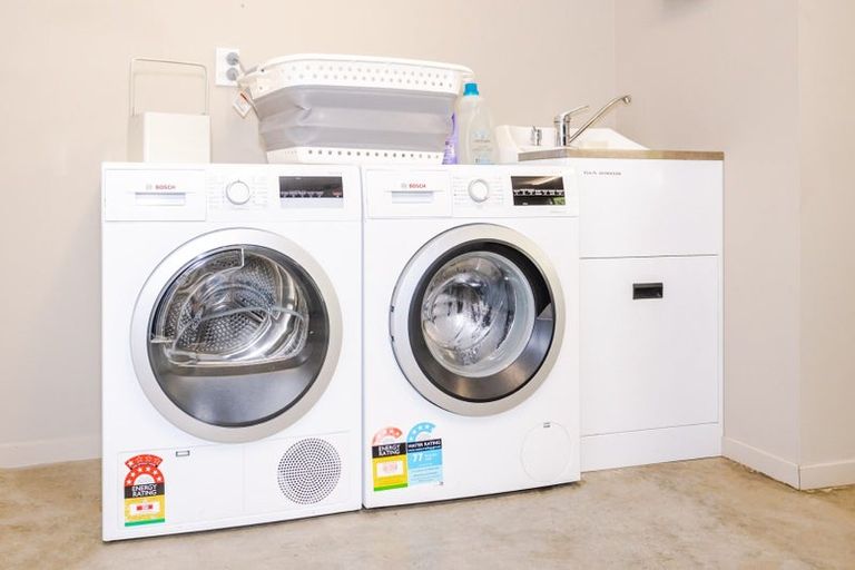 Photo of property in 27a Main Street, Greytown, 5712