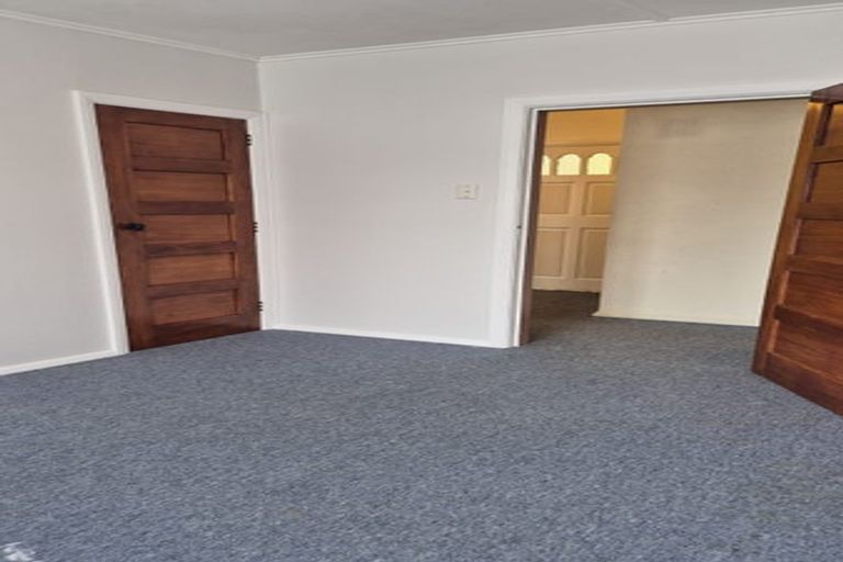 Photo of property in 1159 High Street, Taita, Lower Hutt, 5011