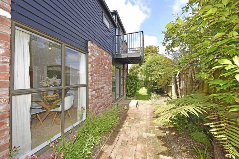 Photo of property in 1/88 Abberley Crescent, St Albans, Christchurch, 8014