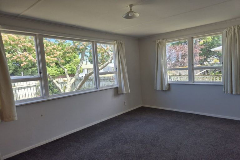 Photo of property in 22 Peterhead Avenue, Flaxmere, Hastings, 4120