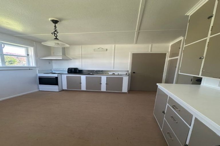 Photo of property in 8 Matene Place, Otaki, 5512