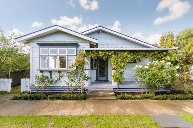 Photo of property in 70 Hutcheson Street, Mayfield, Blenheim, 7201