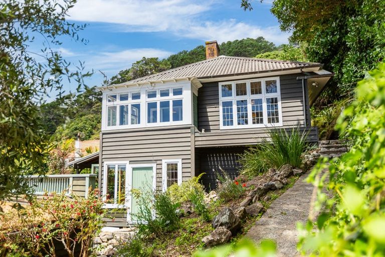 Photo of property in 455 Muritai Road, Eastbourne, Lower Hutt, 5013