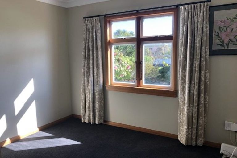 Photo of property in 32 Hardie Street, Hokowhitu, Palmerston North, 4410