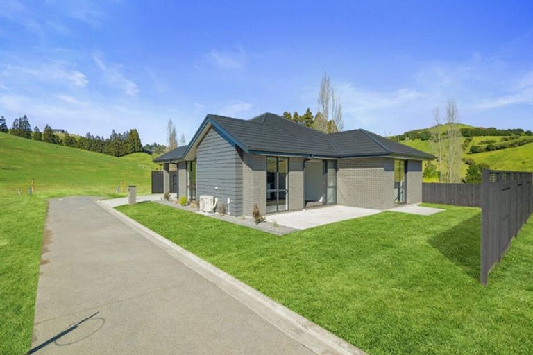 Photo of property in 225 Adler Drive, Ohauiti, Tauranga, 3112